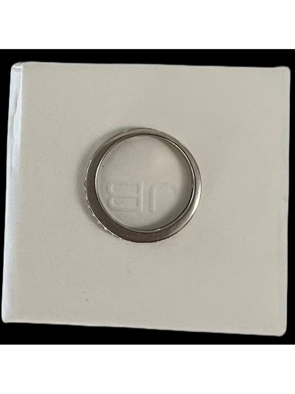 10 Karat White Gold and Diamond Ring Size 5 1/4 - Picture 11 of 12